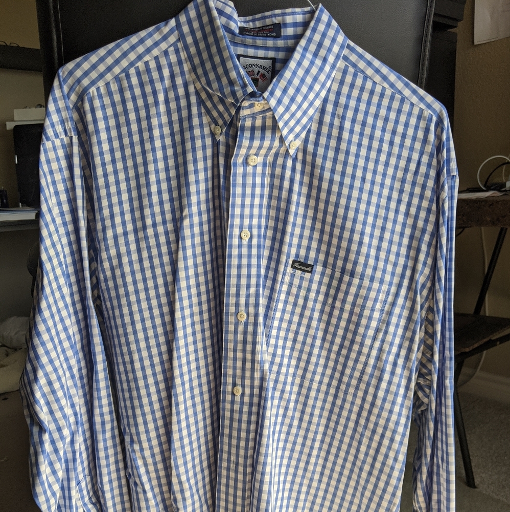 Facconable button up blue checkered shirt XL